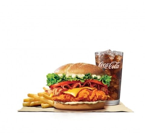 (사진) 버거킹이 기존 뉴올리언스 치킨버거의 맛을 더욱 풍성하게 업그레이드한 BLT 뉴올리언스 치킨버거를 출시했다