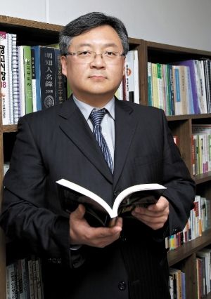 (사진) 우리나라 독서경영문화를 주도하고 있는 전형구 강동대 교수